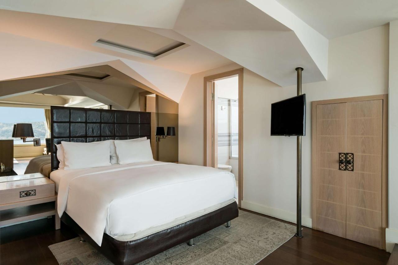 فندق راديسون بلو بوسفوروس اسطنبول المظهر الخارجي الصورة A bedroom at the hotel